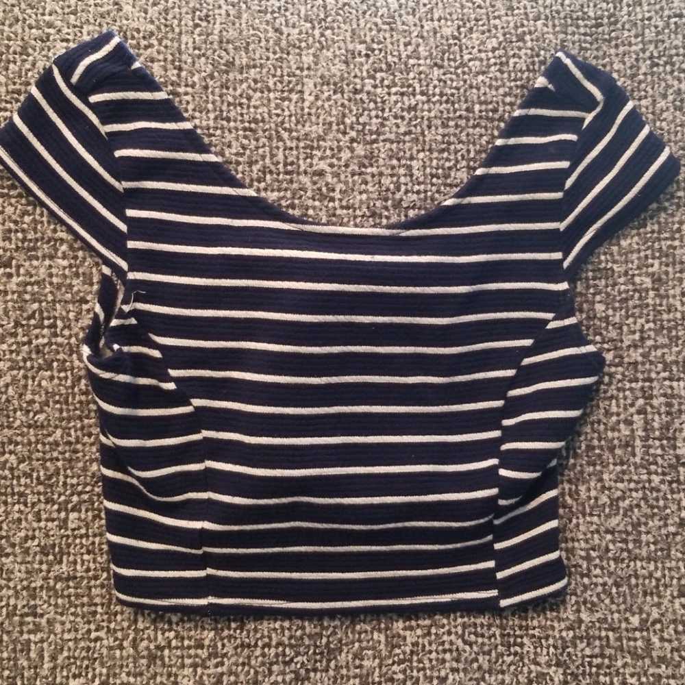 Cute crop top